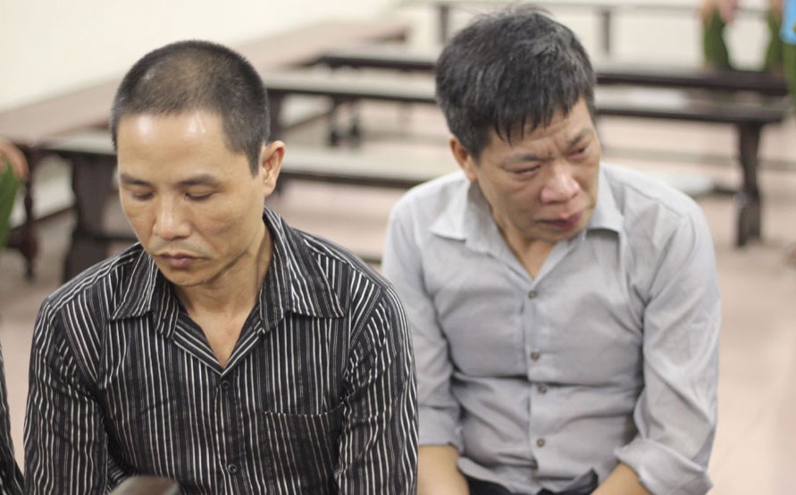 Pho ban to chuc quan uy tham gia vu giet nguoi hau toa hinh anh