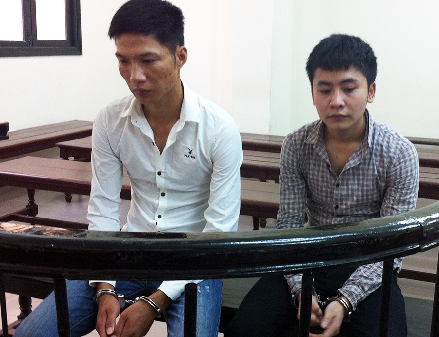 Nguoi thua bac ru dong bon di cuop hinh anh