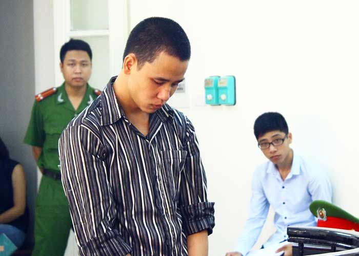 Gia hien truong tu tu roi sat hai nguoi tinh tai phong tro hinh anh
