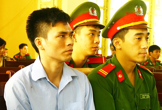 Vi sao Ly Nguyen Chung mot muc nhan toi? hinh anh