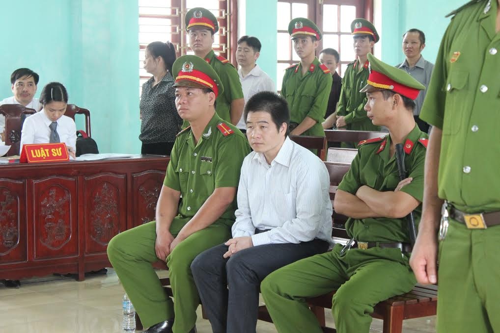 Tráng A Tàng tại phiên xử. Ảnh: Đỗ Mến.