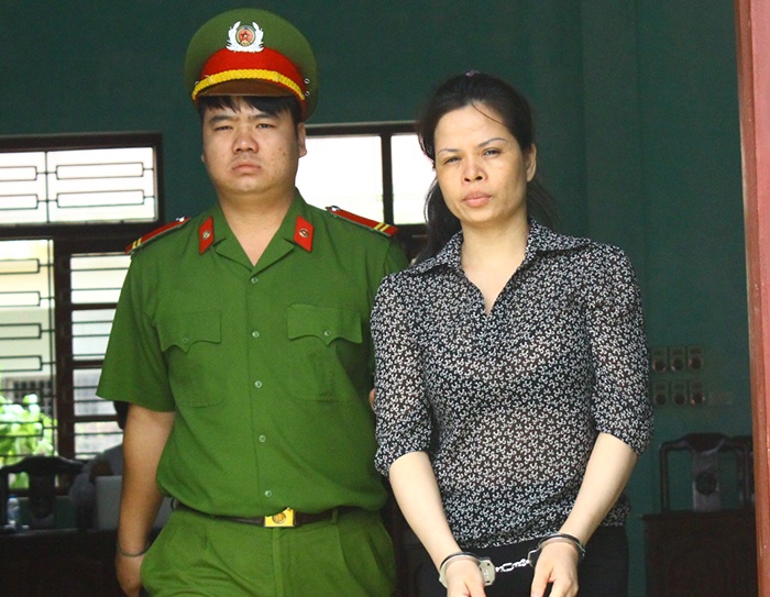 Nguoi giao 1,5 trieu USD cho ong trum Tang Keangnam khai gi? hinh anh