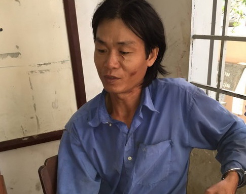 Dung dao dam thung mat ban nhau hinh anh