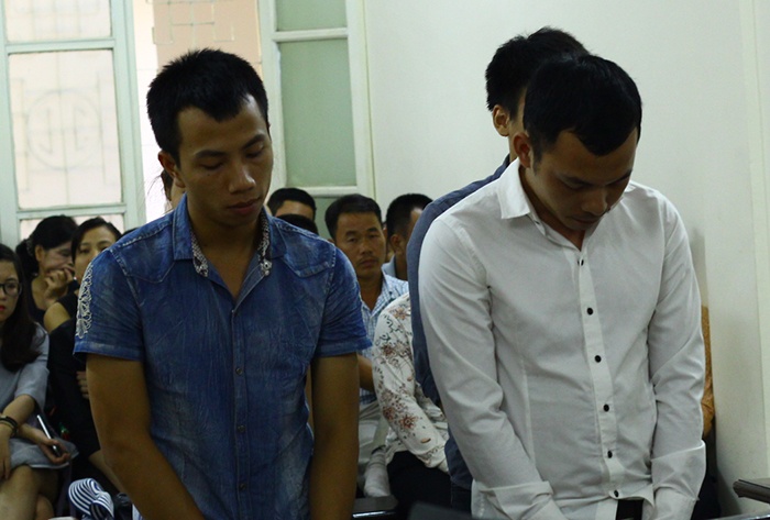 Nhom chup anh nong gai ban dam duoc giam an hinh anh