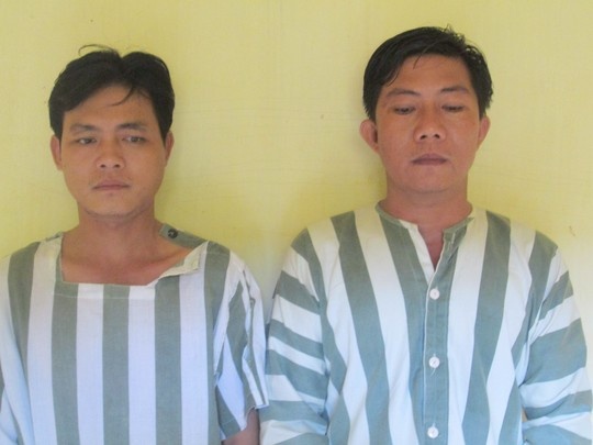 Bat 2 nghi can trom ca dan bo cua dan hinh anh