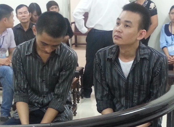 Xin vuot duong bat thanh, cuu cong an no sung hinh anh