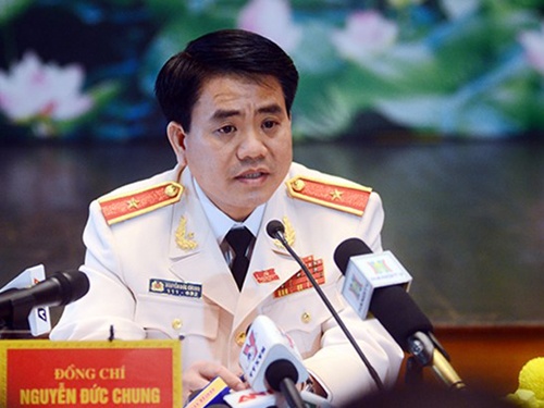 Tuong Nguyen Duc Chung: Phai lam cho ra vu danh 2 luat su hinh anh