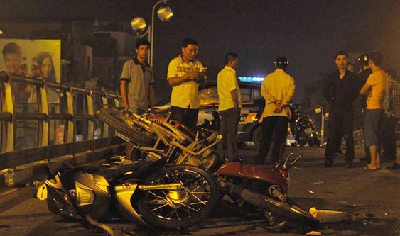 Tai xe Ford Ranger co bi truy cuu trach nhiem? hinh anh