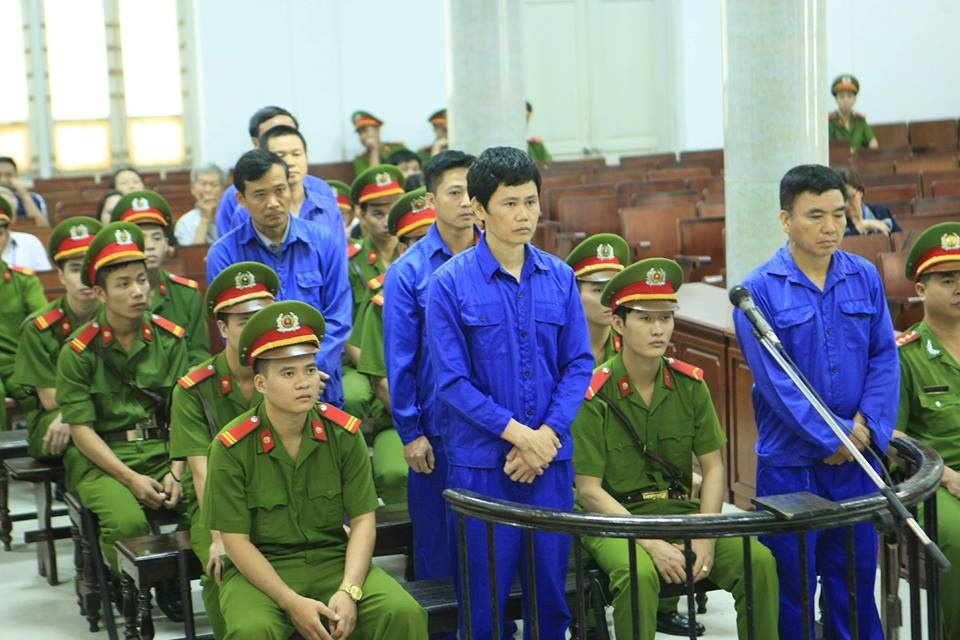 6 cuu lanh dao duong sat xin giam an hinh anh