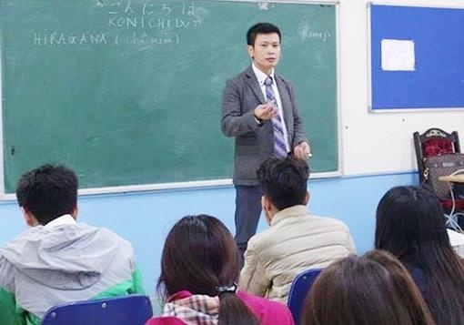 Bo GD&DT tung biet DH Dong Do dao tao 'chui' van bang 2? hinh anh