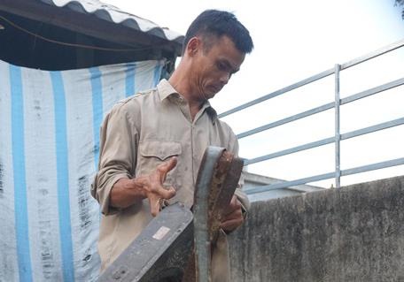 Ong bo tat nguyen nhat ve chai rao ban nha cho con vao dai hoc hinh anh