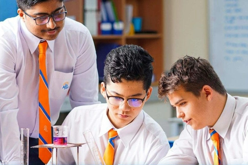 Hoc phi truong quoc te o TP.HCM hinh anh