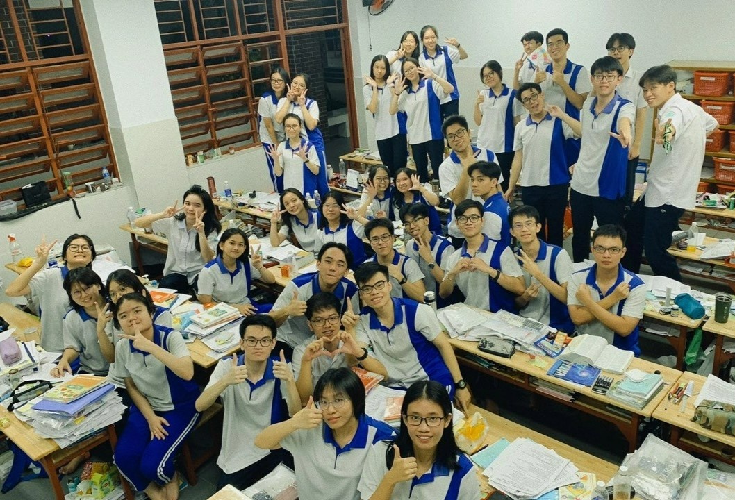 Lop hoc co nhieu thi sinh dat tren 27 diem anh 1