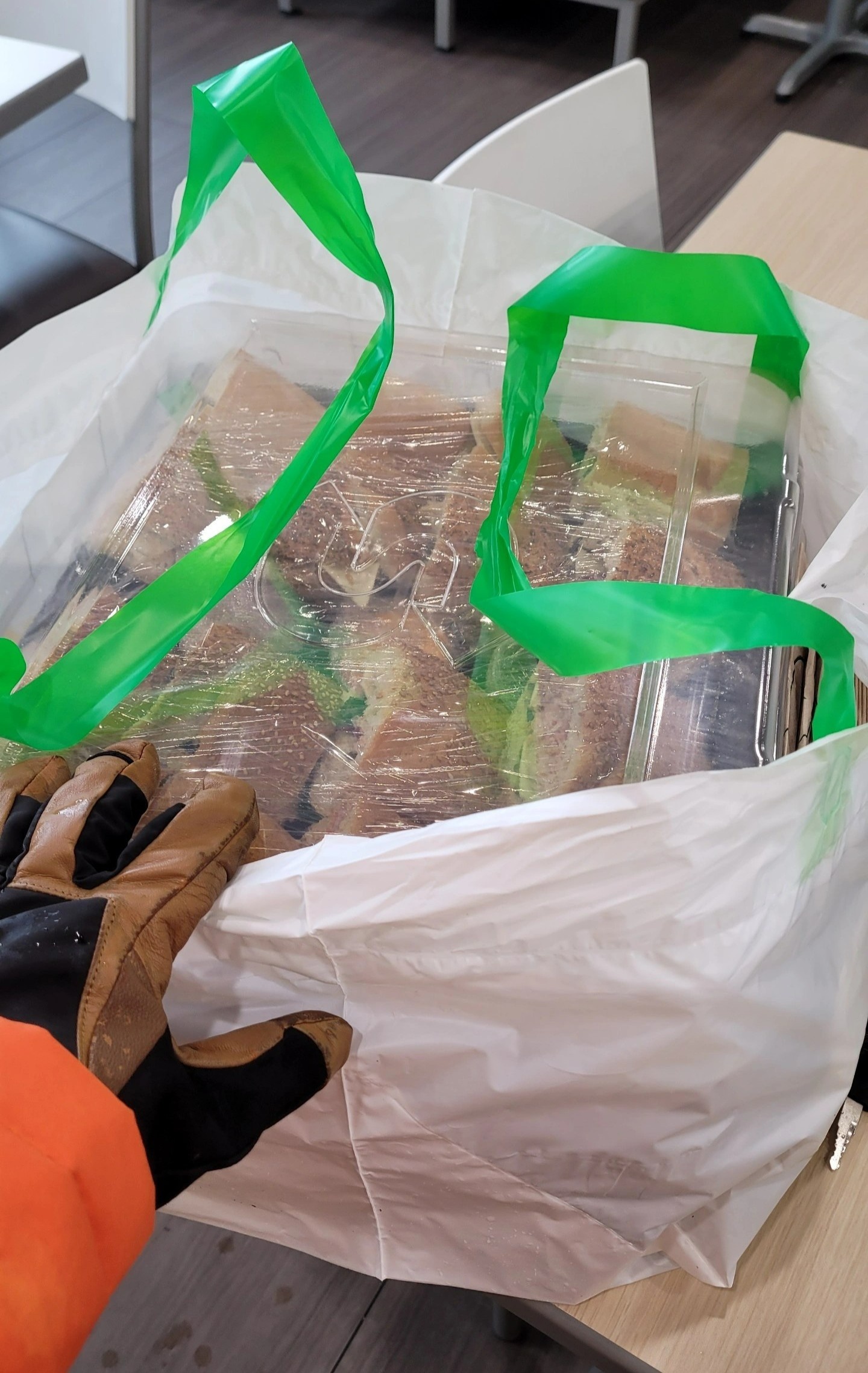 Du hoc sinh Viet tai Ha Lan phu bep anh 2