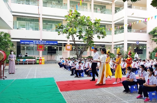 TP.HCM đi học lại ảnh 1 TP.HCM di hoc lai anh 1