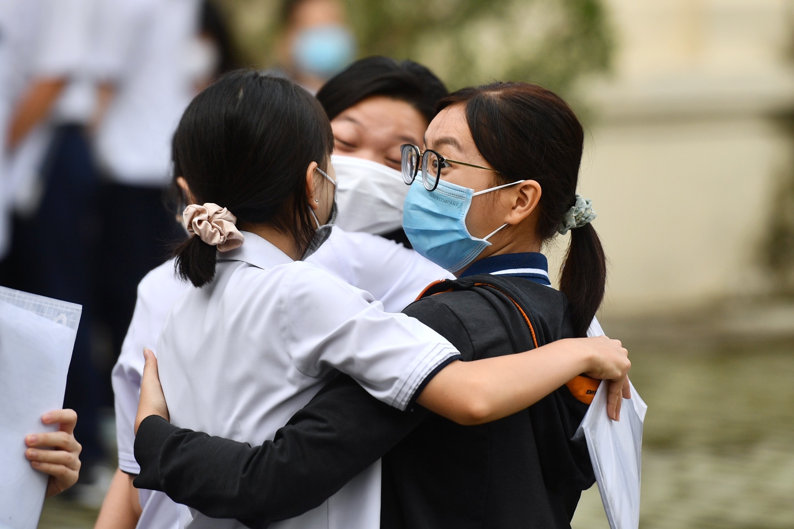 Nhung truong dai hoc tiep tuc xet tuyen bo sung sau ngay 15/10 hinh anh