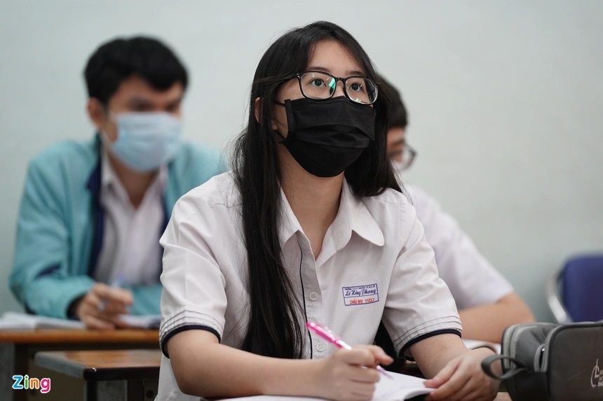 Yeu cau cac truong giu phi nam hoc 2022-2023 nhu nam hoc truoc hinh anh