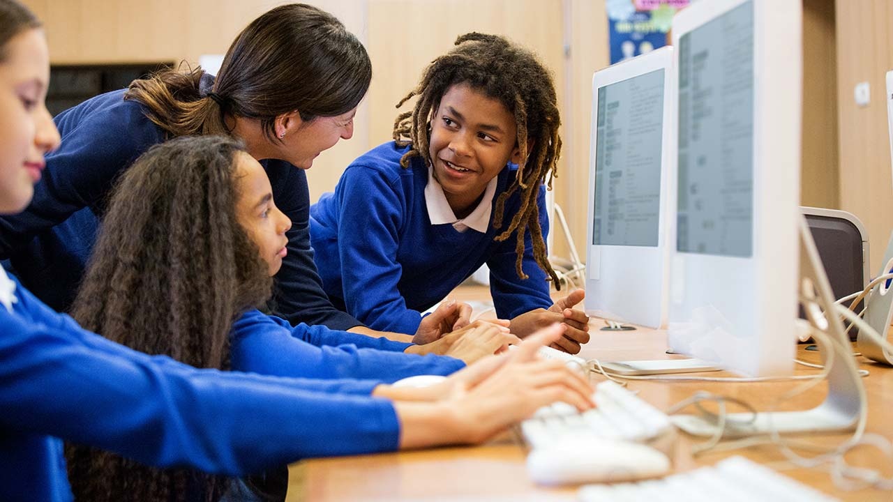 Nhung truong dai hoc dat do nhat nuoc My hinh anh