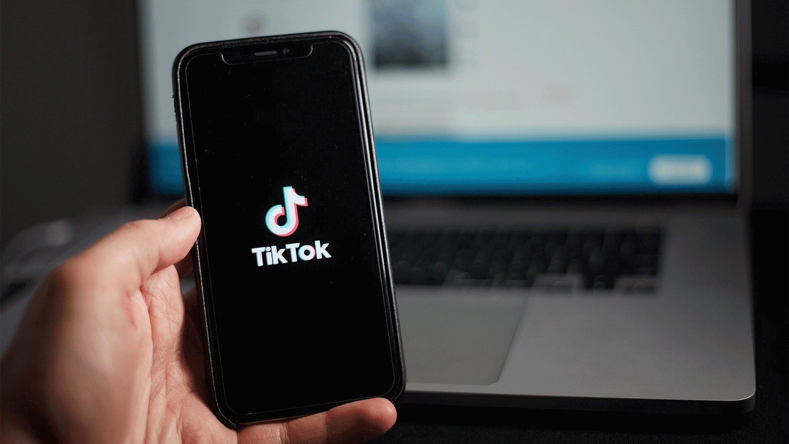 Cac truong dai hoc dau dau vi 'cho' tu van huong nghiep tren TikTok hinh anh