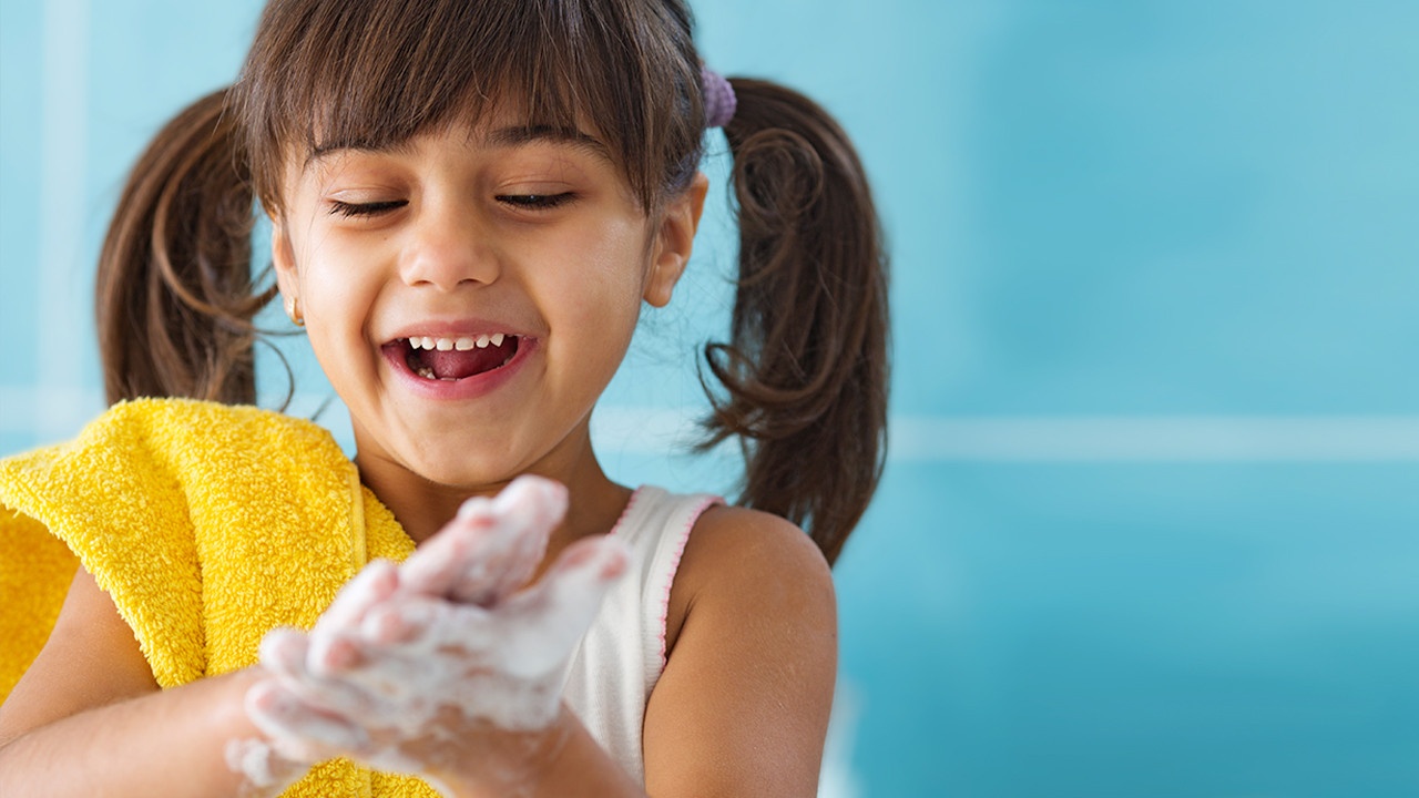 Nhung cach ngan chan nhiem giun duong ruot hinh anh