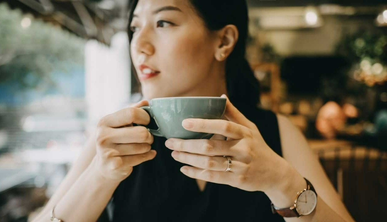 Uong ca phe co lam tang nguy co mac benh tim mach? hinh anh