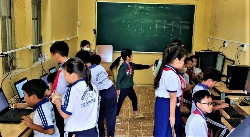 thay giao hien dat anh 2