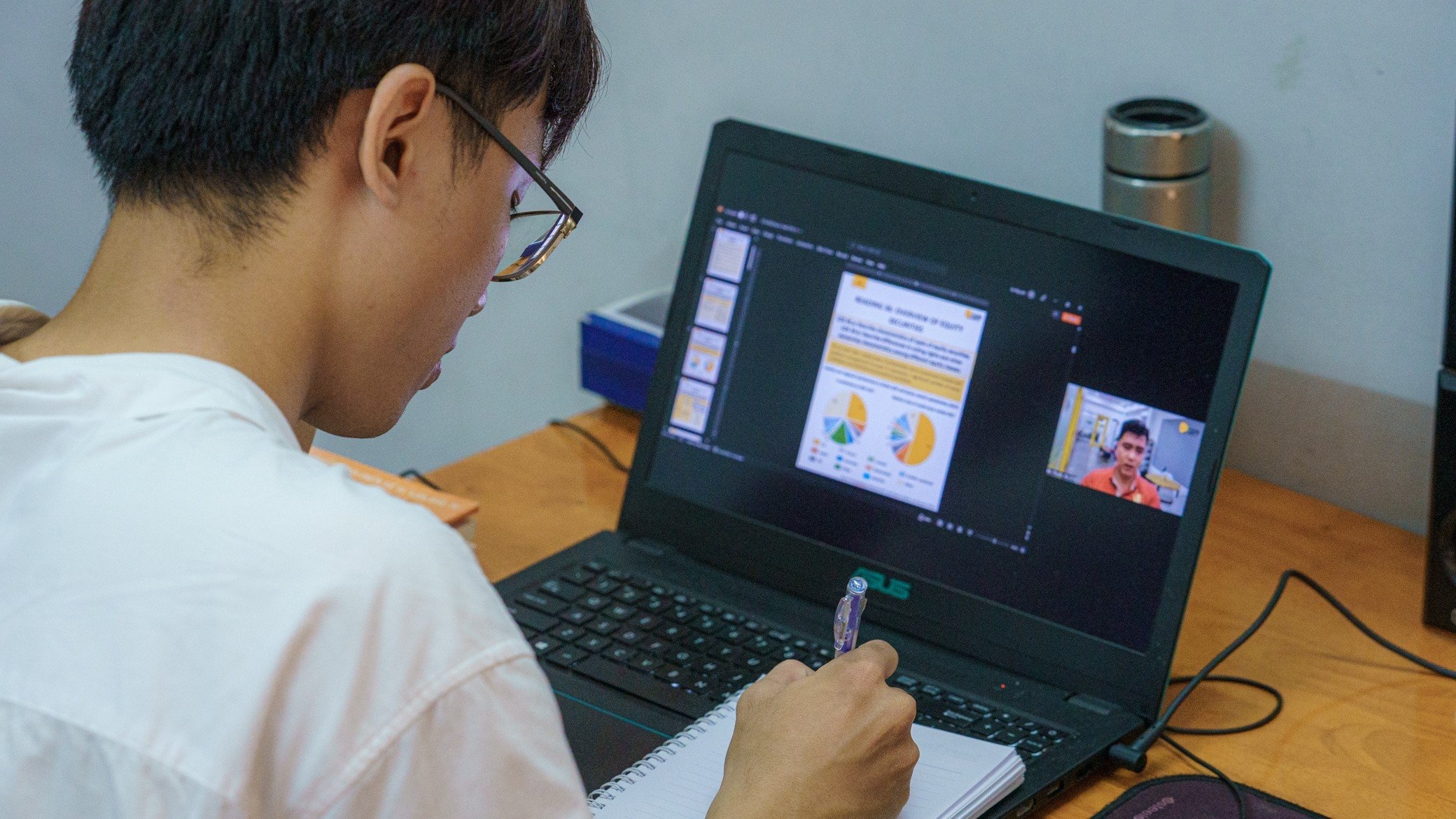 sinh viên chơi chứng khoán ảnh 43 sinh vien choi chung khoan anh 43