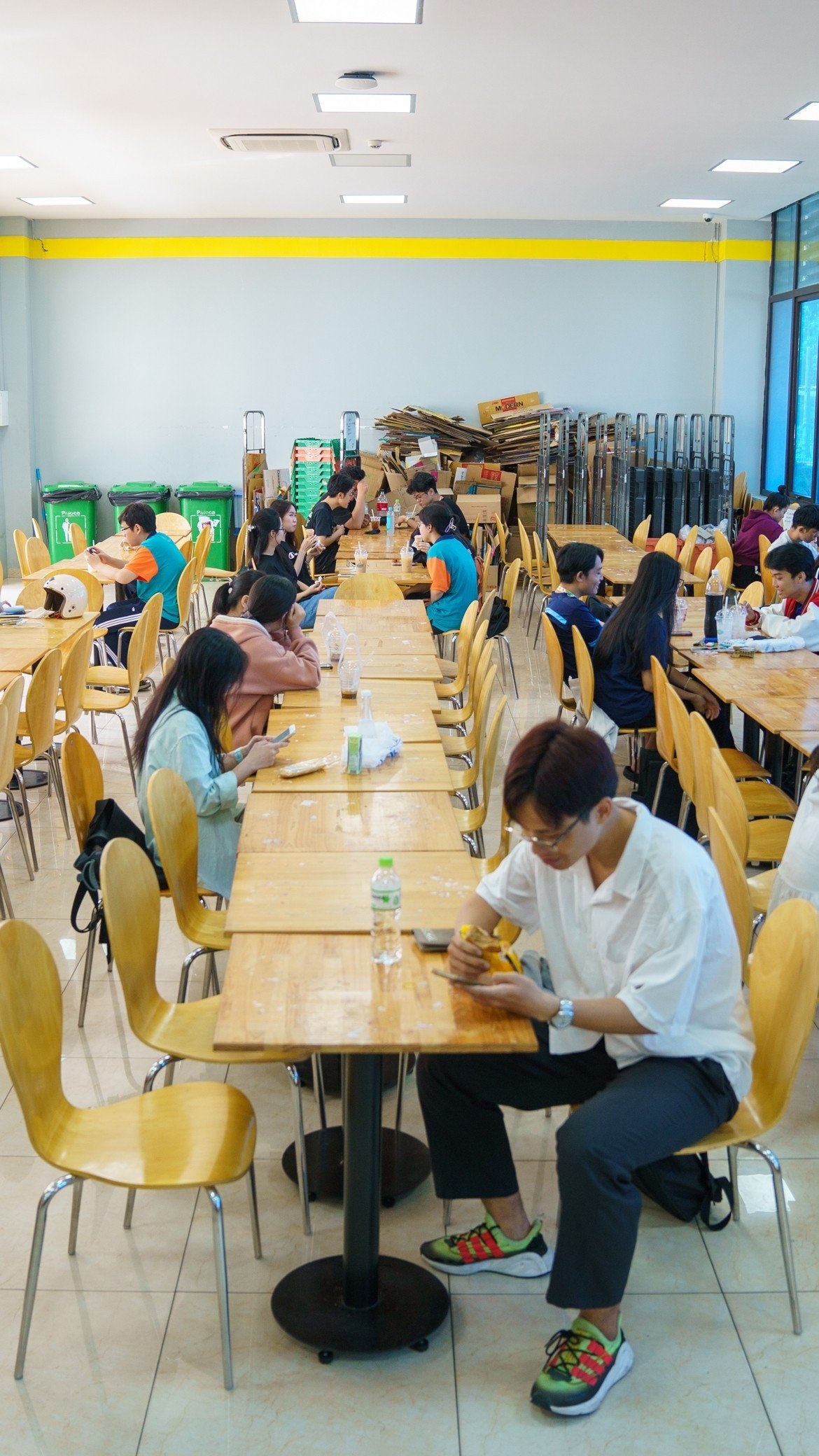 sinh viên chơi chứng khoán ảnh 13 sinh vien choi chung khoan anh 13