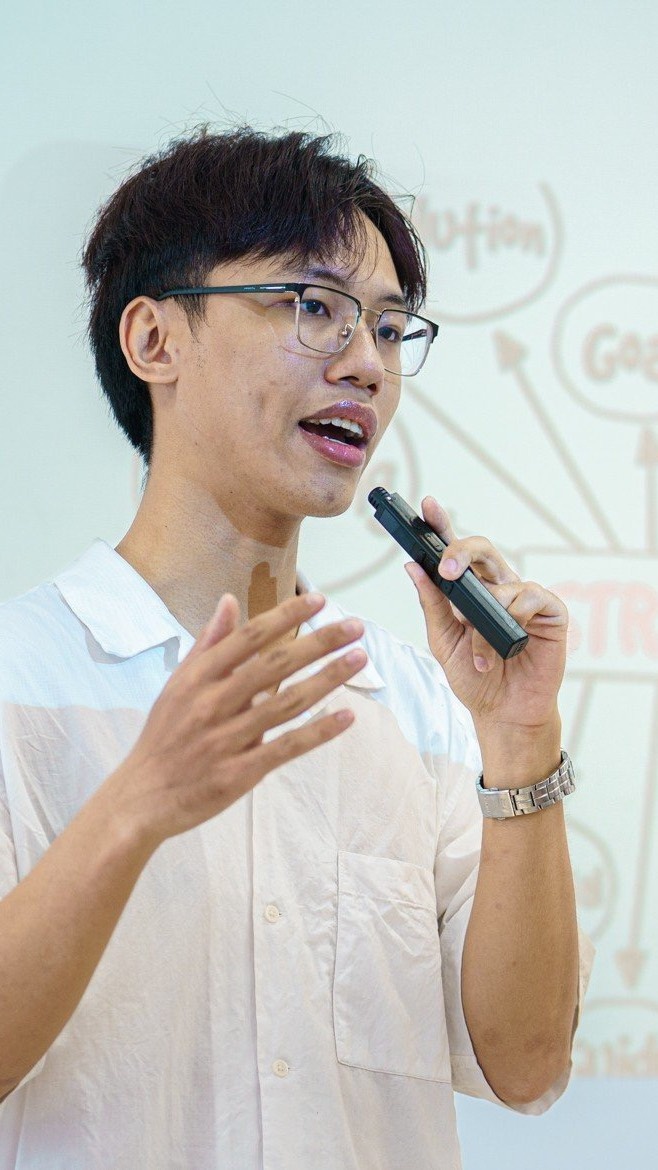 sinh viên chơi chứng khoán ảnh 2 sinh vien choi chung khoan anh 2