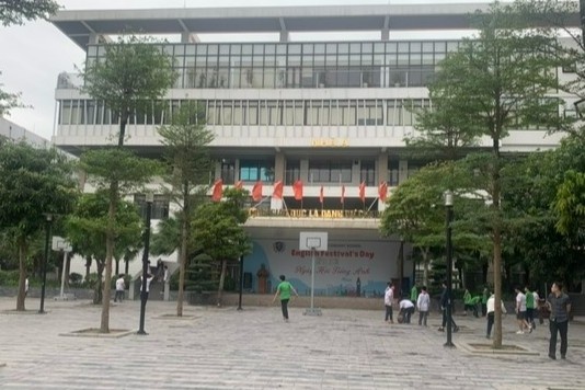 Buc xuc vi giao vien chu nhiem tu van con khong thi lop 10 hinh anh