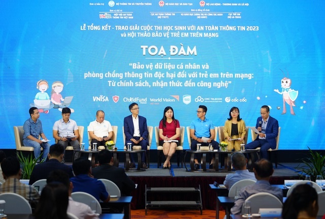 Chia se thanh tich cua con tren mang co lo thong tin ca nhan tre em? hinh anh