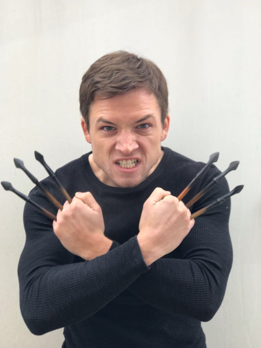 Hugh Jackman,  Taron Egerton anh 2