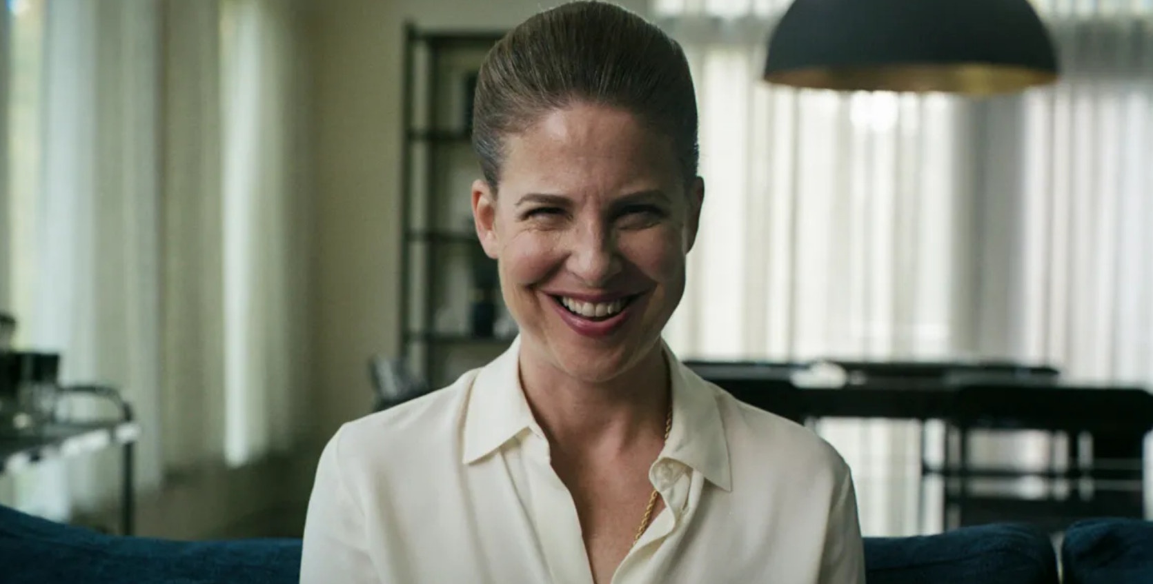 Dang sau nu cuoi lanh song lung thu ve 100 trieu USD hinh anh