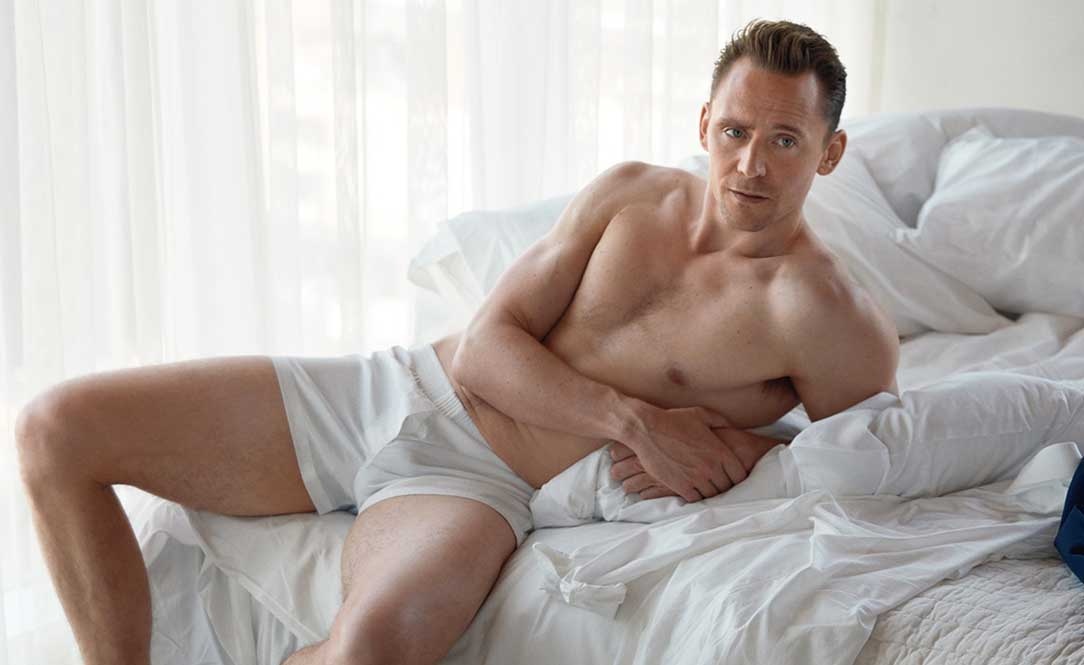 Tom Hiddleston truot vai cuop bien hinh anh