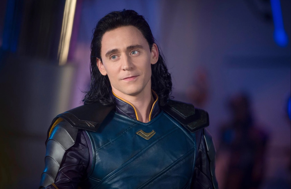 Tom Hiddleston anh 1