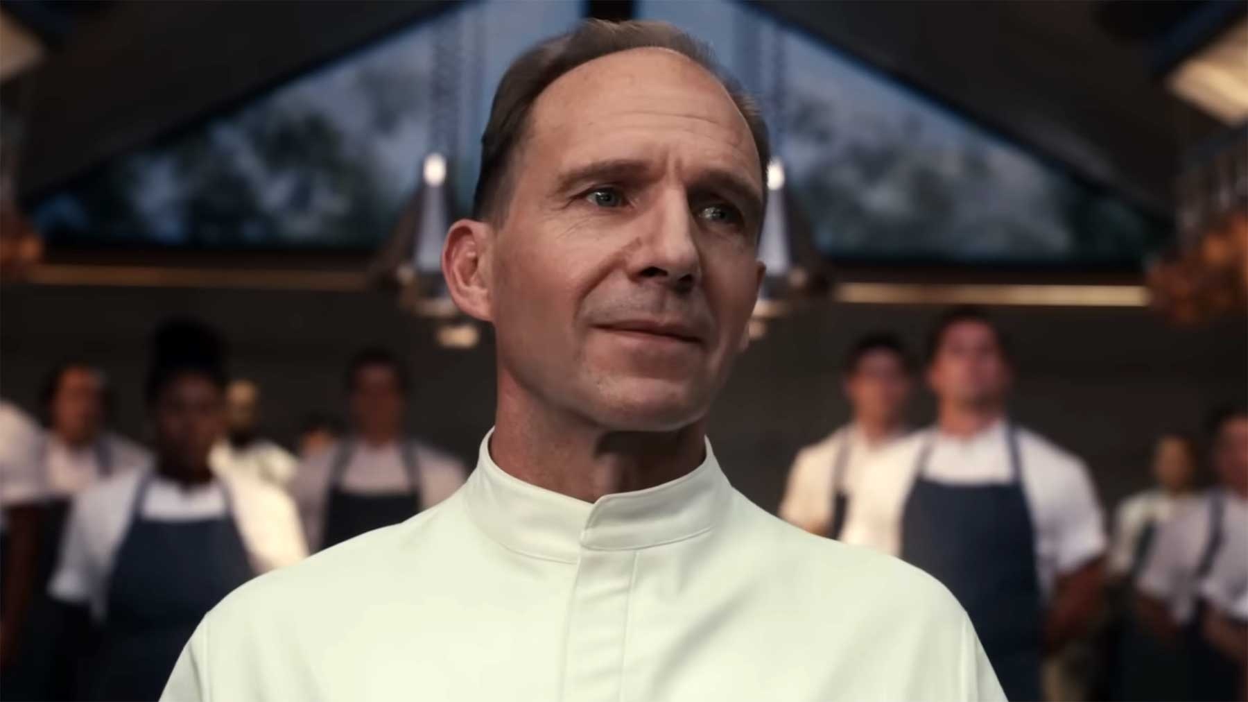 'The Menu' - tai tu Ralph Fiennes dien xuat dinh cao hinh anh