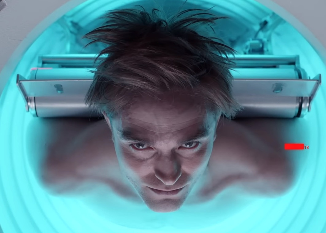 Robert Pattinson nude trong teaser 'Mickey 17' hinh anh