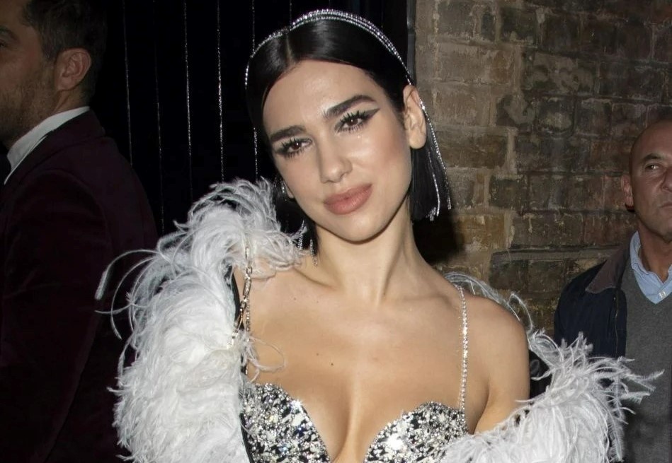 Dua Lipa hen ho tinh moi sau khi chia tay Trevor Noah hinh anh