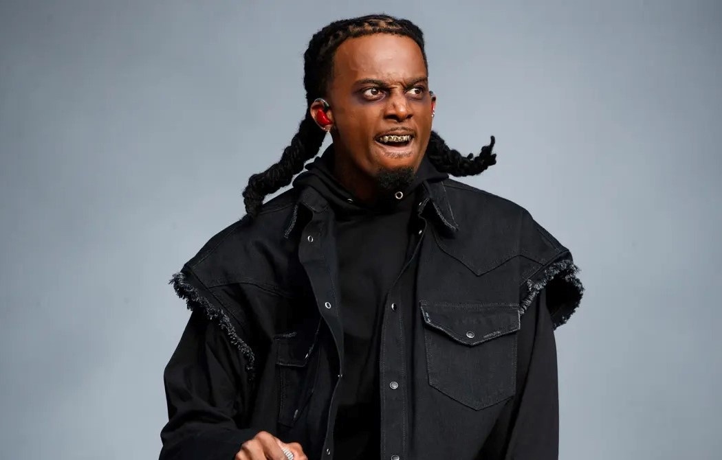 Rapper Playboi Carti bi bat vi bop co ban gai hinh anh