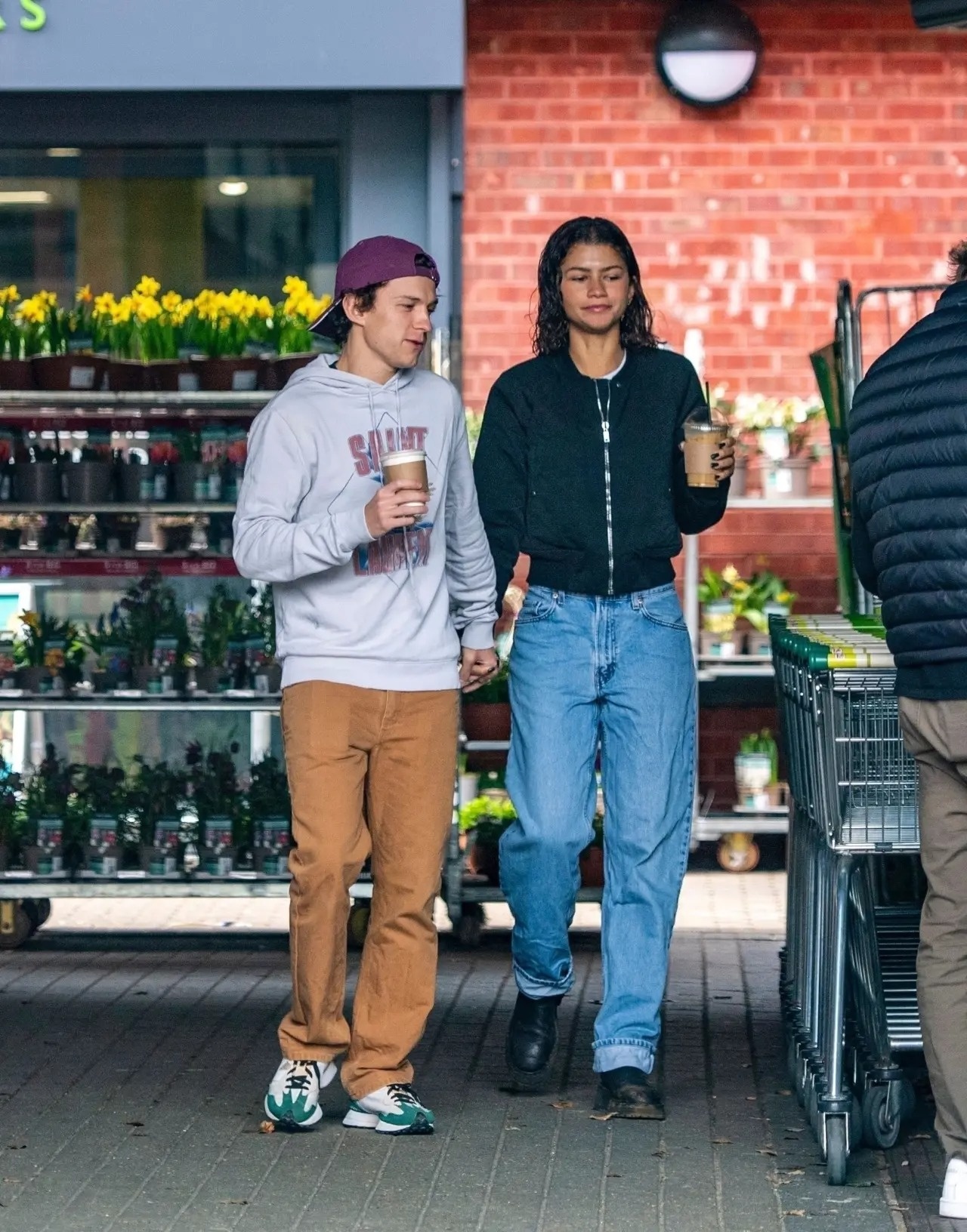 Tom Holland ảnh 1 Tom Holland anh 1