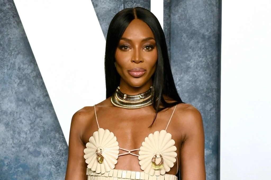 Sieu mau Naomi Campell photoshop qua da hinh anh