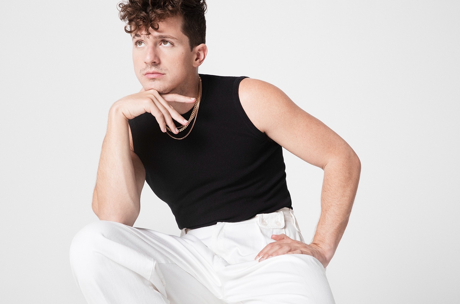 Charlie Puth toi Viet Nam bieu dien hinh anh