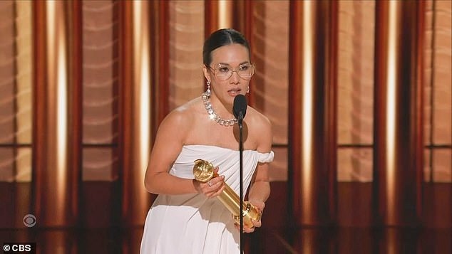 'Oppenheimer' dai thang, phim co Hong Dao gianh giai Qua cau Vang hinh anh