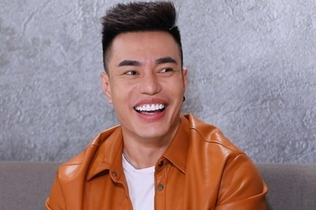 Le Duong Bao Lam bi chi trich vu 'gio qua Tet' hinh anh