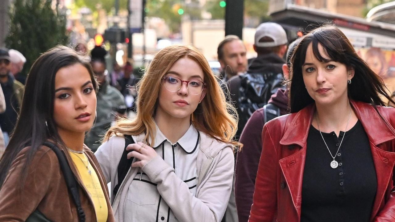 Dakota Johnson anh 2