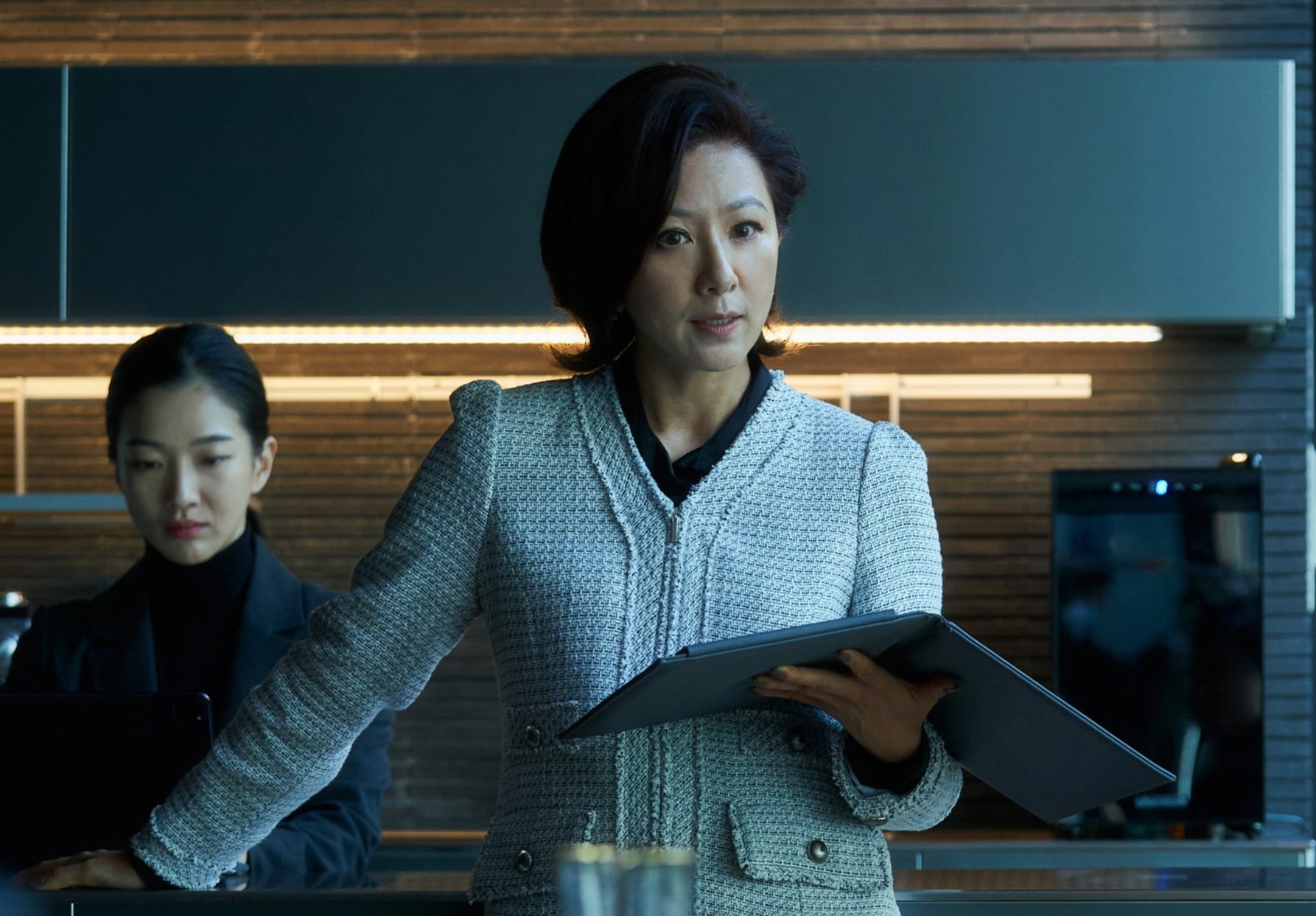 'Nguoi chet tro ve' - bo phim gay nghet tho, bat ngo toi phut chot hinh anh