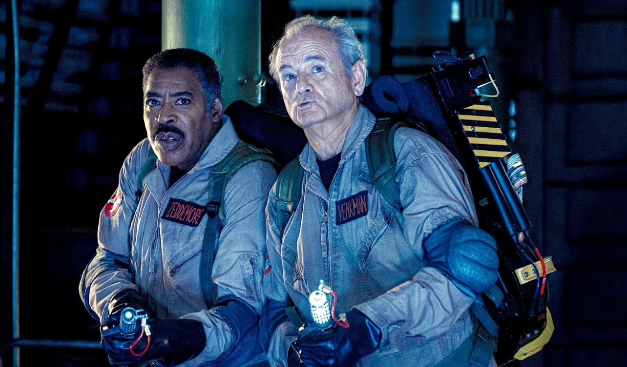 Buoc lui cua ‘Biet doi san ma’ hinh anh