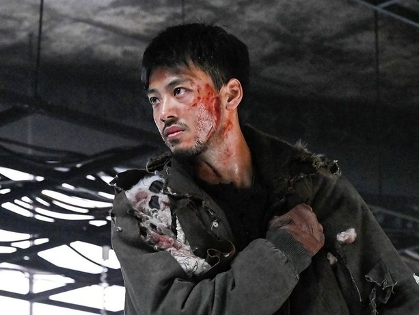 ‘Cung em o ngay the gioi ket thuc’ chua tron ven hinh anh