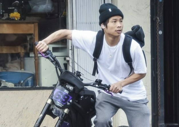 Pax Thien nhap vien vi tai nan xe hinh anh