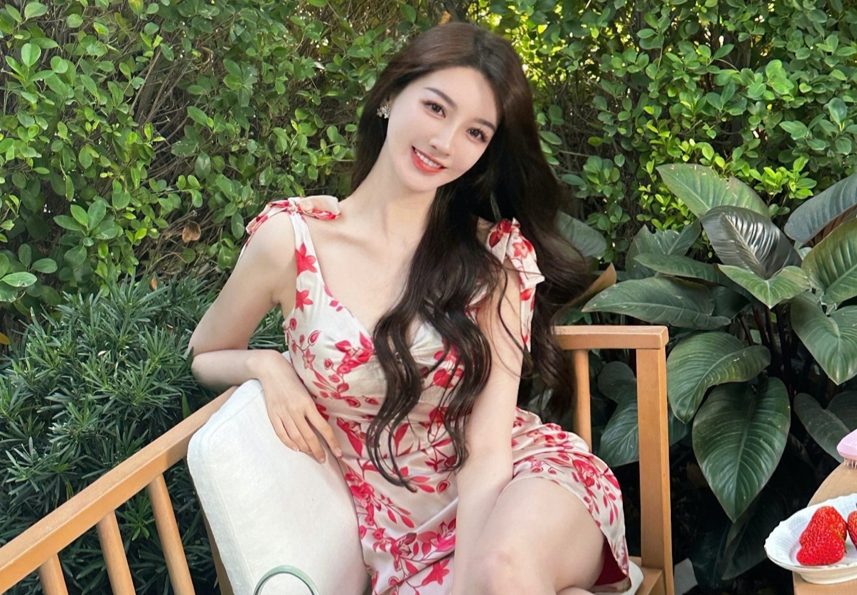 Ban gai Huynh Hieu Minh bi chi trich hinh anh